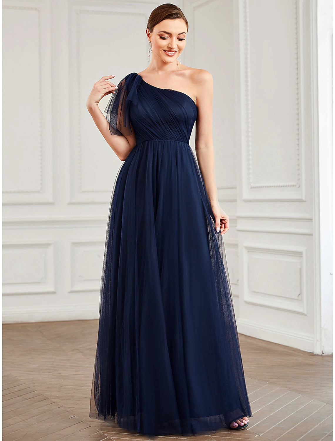 A-Linie Partykleider Minimalistisches Kleid Quinceanera Bodenlang Ärmellos Eine Schulter Tüll mit Schulterblume